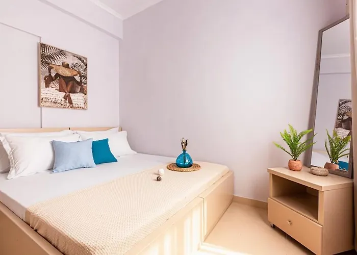 Apartment 25 - & Access Himare