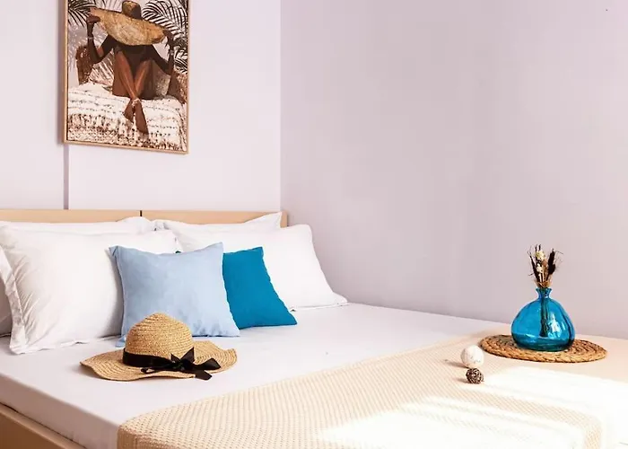 25 - & Access Daire *